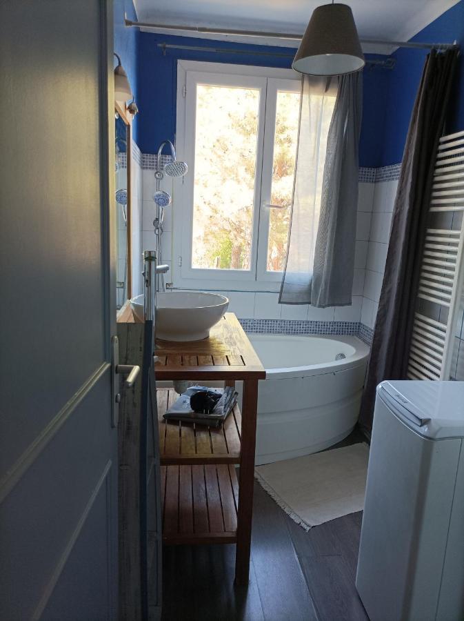 Chambre D'Hotes Les Garrigues ピオラン エクステリア 写真